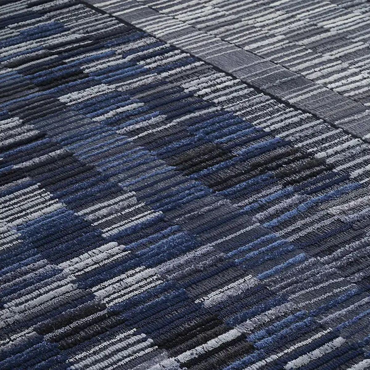Beyond Sight Area Rug | New Zealand Wool, Limitated silk Nylon Luxury Rug